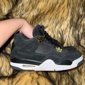 ROYALTY 4s - SIZE 4.5